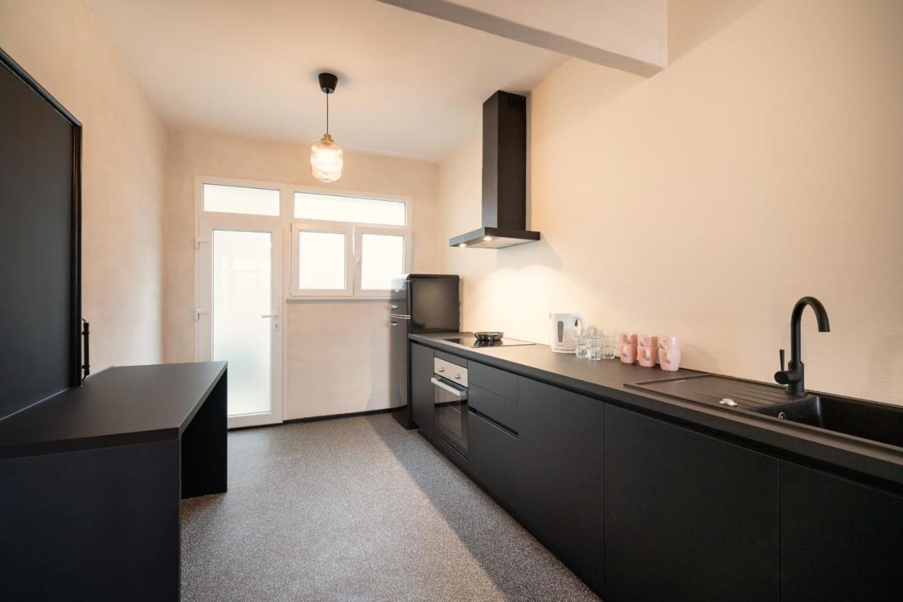Charming And Spacious Antwerp City Center Apartments Ngoại thất bức ảnh