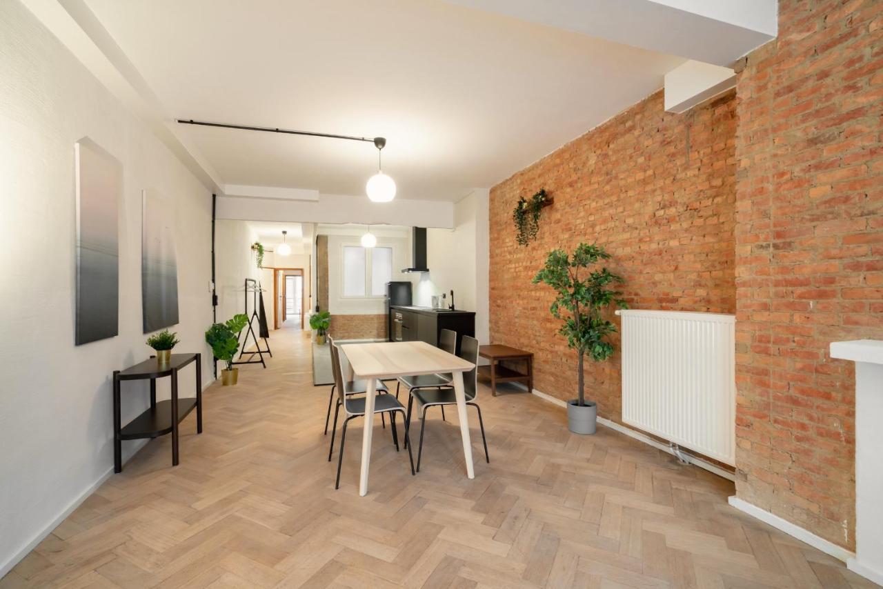 Charming And Spacious Antwerp City Center Apartments Ngoại thất bức ảnh