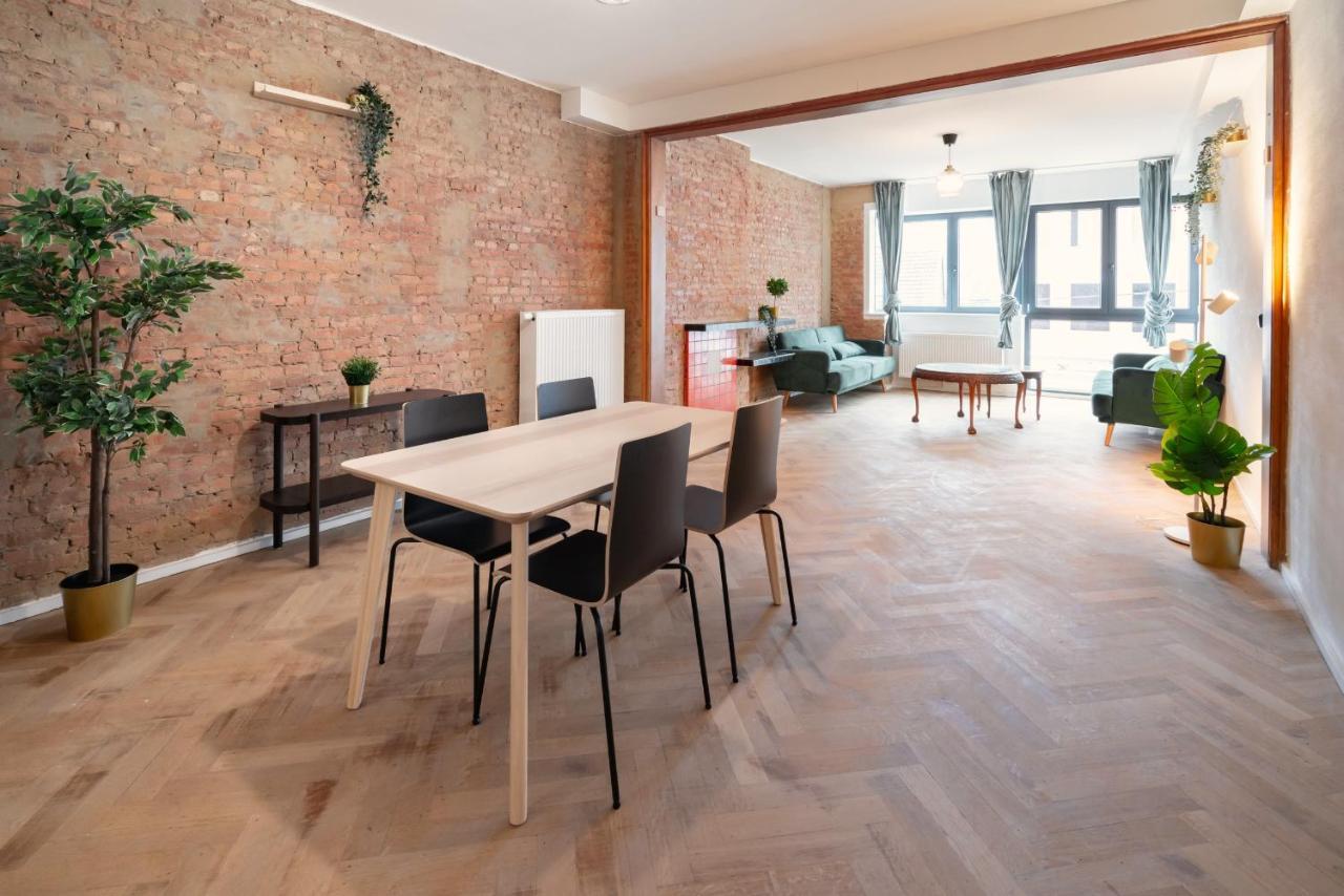 Charming And Spacious Antwerp City Center Apartments Ngoại thất bức ảnh